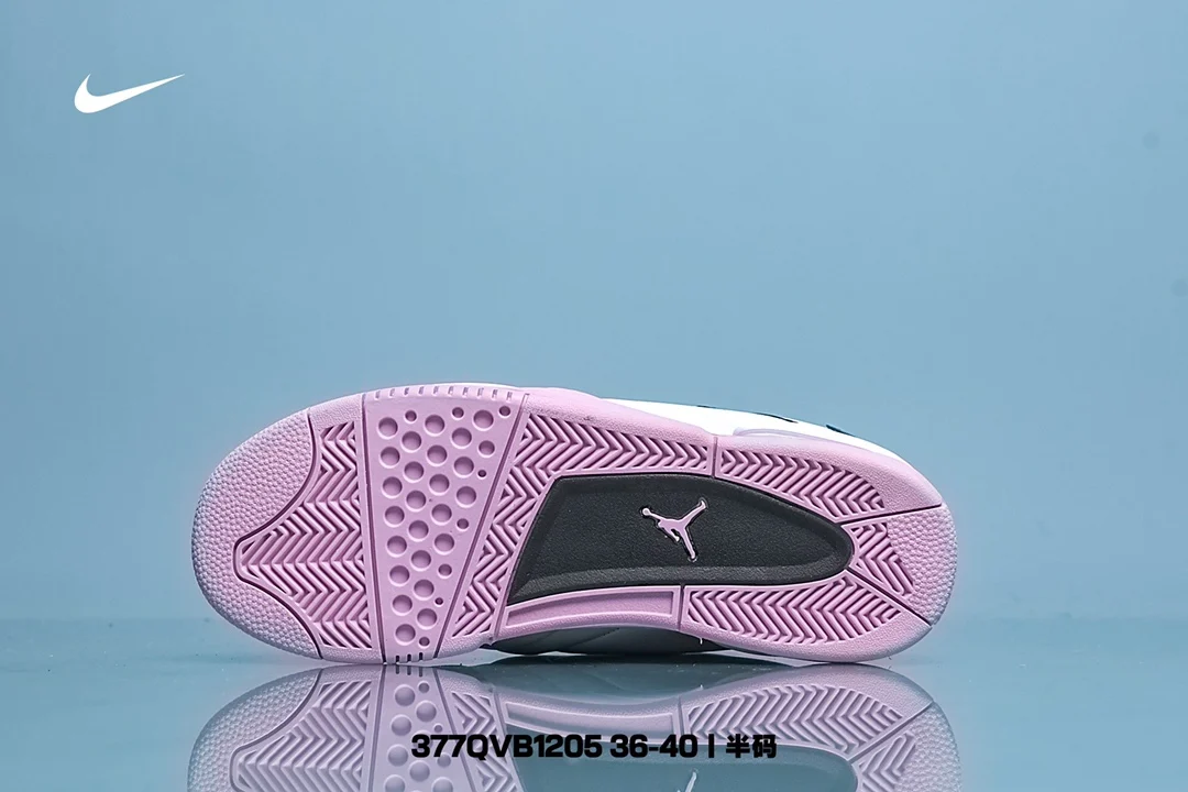 2022 Hot Selling Nike Brand Air Jordan 12 GS Plum Fog Top Cultural Basketball Shoe Nike Outdoor Sport Nike Men Shoe Sneakers