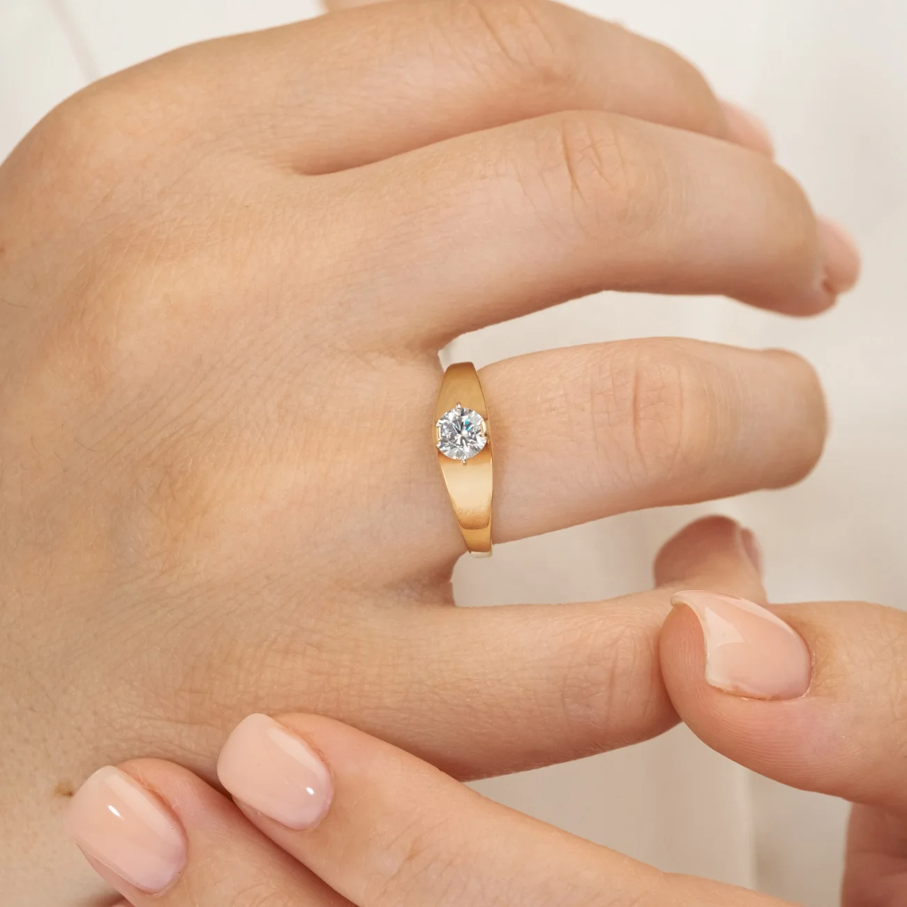 Engagement Classic Ring 14K Yellow Rose White Gold Cubic Zirconia Synthetic Spinel Custom Personalized Jewelry OEM ODM