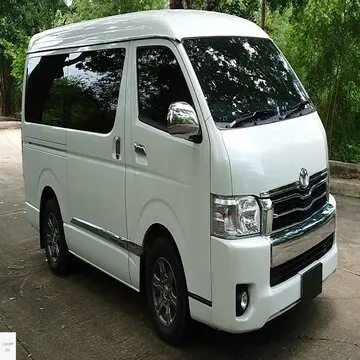 Used Toyota Hiace (H200)-Toyota Commuter & Toyota RegiusAce Commercials Premium mini buses For Sale