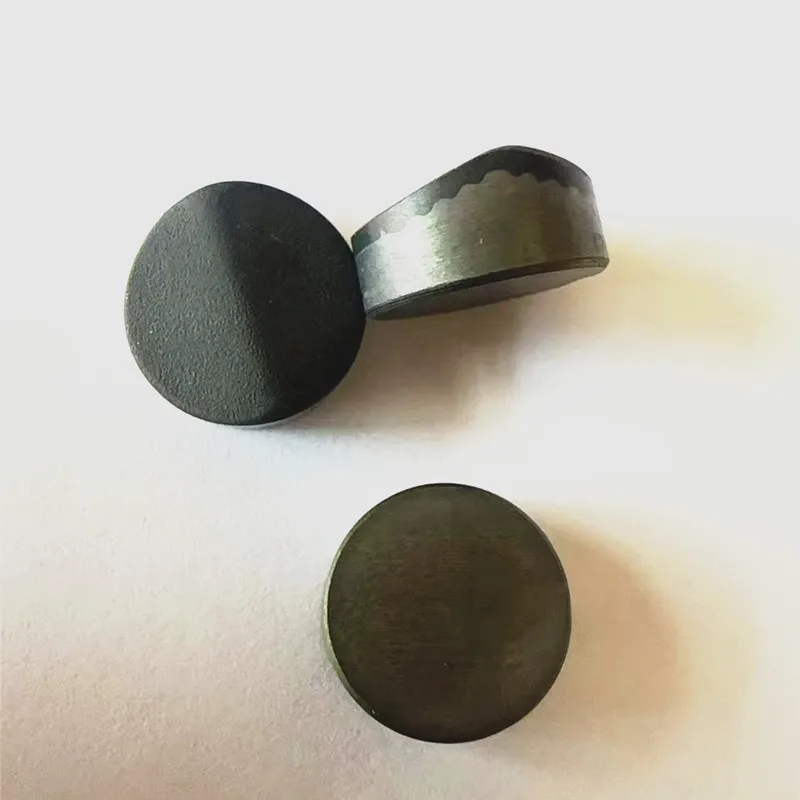 1306 PDC cutters for water well drilling bits