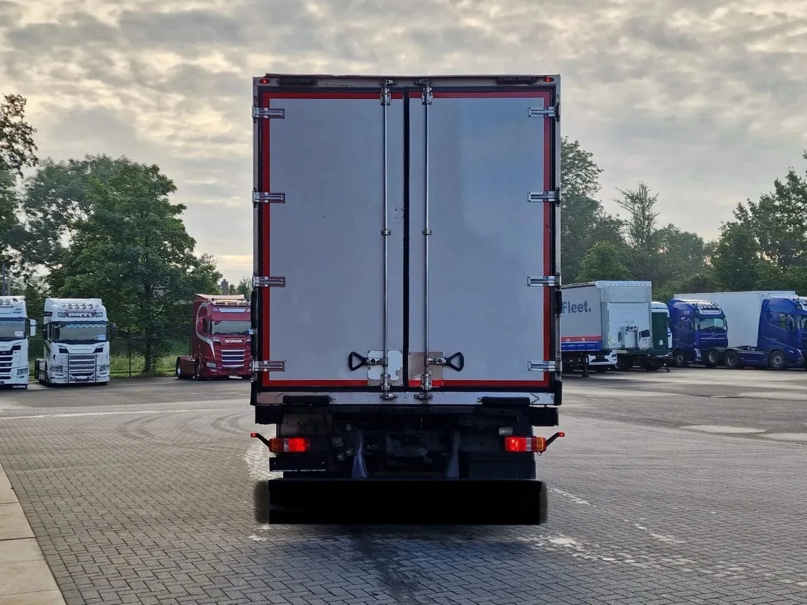 Бесплатная доставка самосвал грузовик SCA NIA G440 Thermoking евро 6 2013 6x2*4 Автоматическая коробка передач рефрижератор