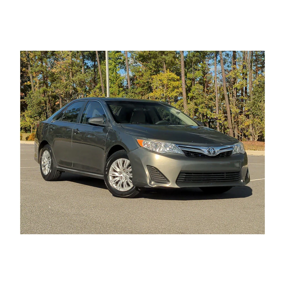 Hot Selling Second Hands Toyota Camry LE 4dr Sedan 796 miles 2021 Low Price white used car Wholesales