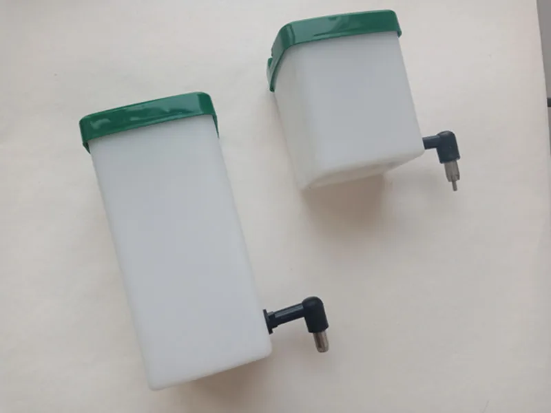 Nipple drinker for rabbits/injection machine feeder