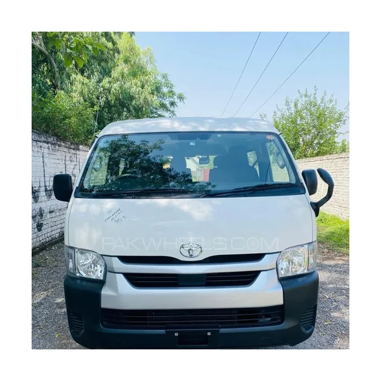 Хороший б/у автобус TOYOTA HIACE фургон с высокой крышей-15 SEATERS