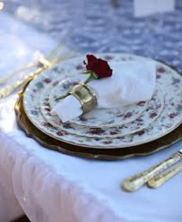 Wedding banquet Personalized Designed Metal Charger Plate Best Elegance Charger Plate Inexpensive Price Fast Selling