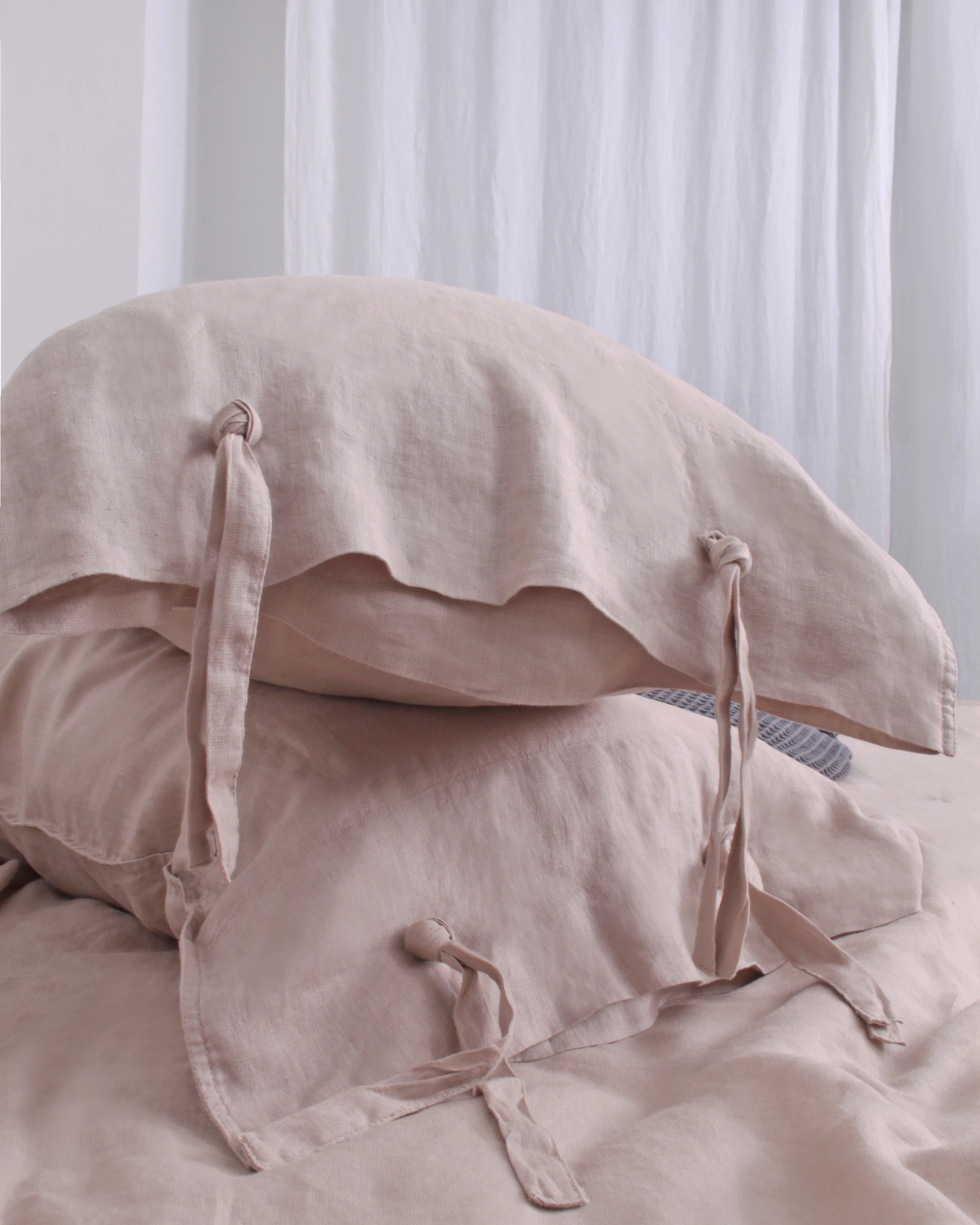 Wholesale High Quality decorative french linen fabric pillow cover for home decor