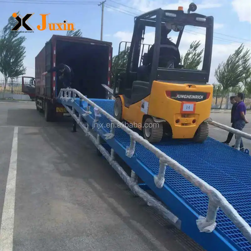 Manual mobile loading dock ramp with lip plate payload weight 15 tons