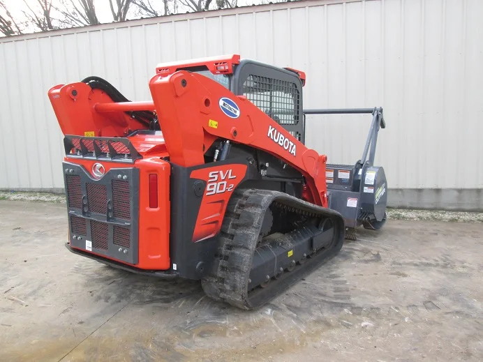 Kubota SVL90-2 полос и Мульчер