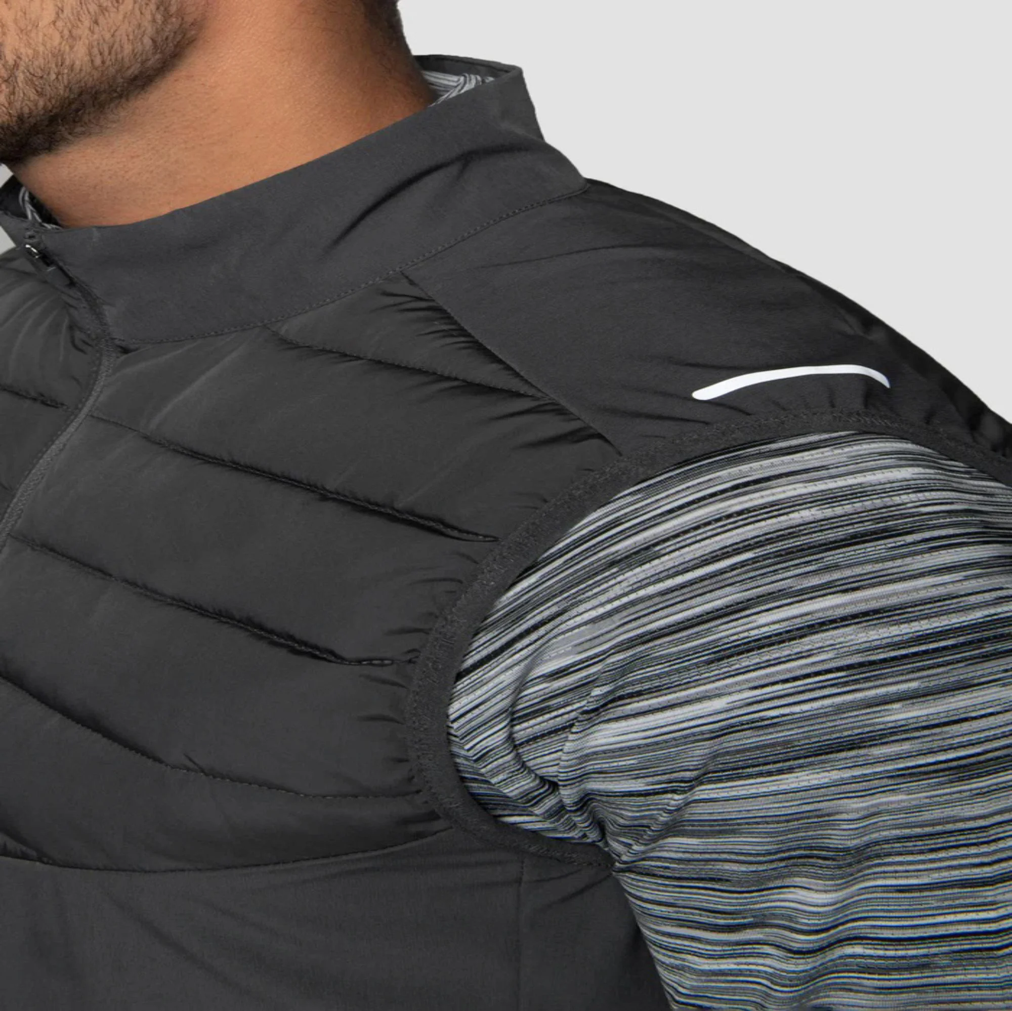 Reflective Branding Full Zip Fastening Jet Grey Mens Gilet Jacket with Easy Access Zipped Pockets and Quilting to Front and Back