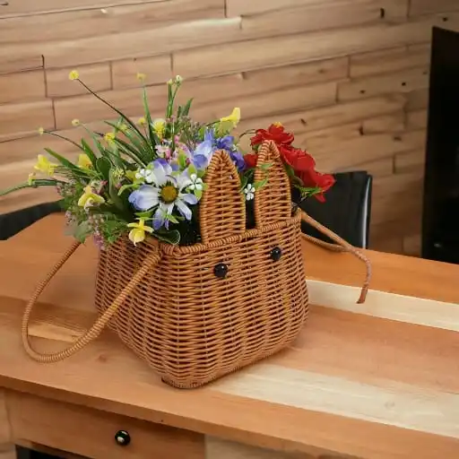 New Arrived Woven Animal Shape Rattan Basket Natural Handcrafted Rattan Bunny Rattan Basket Nursery Room Deco Kids Easter Gift