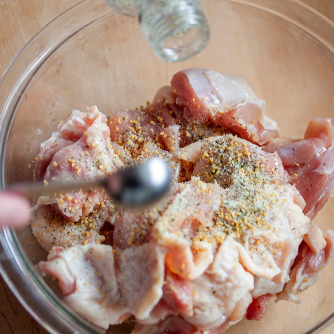 FUMI Japanese Garlic Salt -  Gourmet Seasoning for Culinary Delights - Umami Seasoning Mix - Blend of Salt, Garlic and Spices