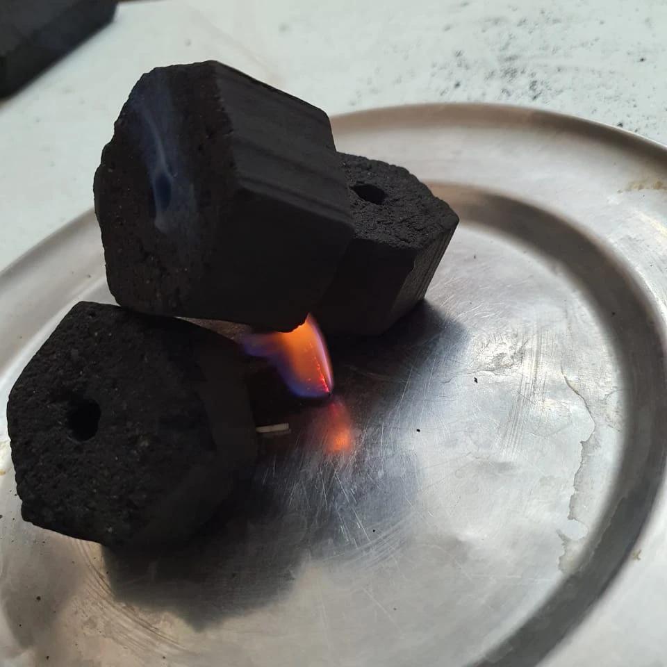 Free Sample Charcoal Factory Less Ash Hardwood Charcoal Tablets for Shisha Carbon Black Customized Wood Box Time Packing Outer