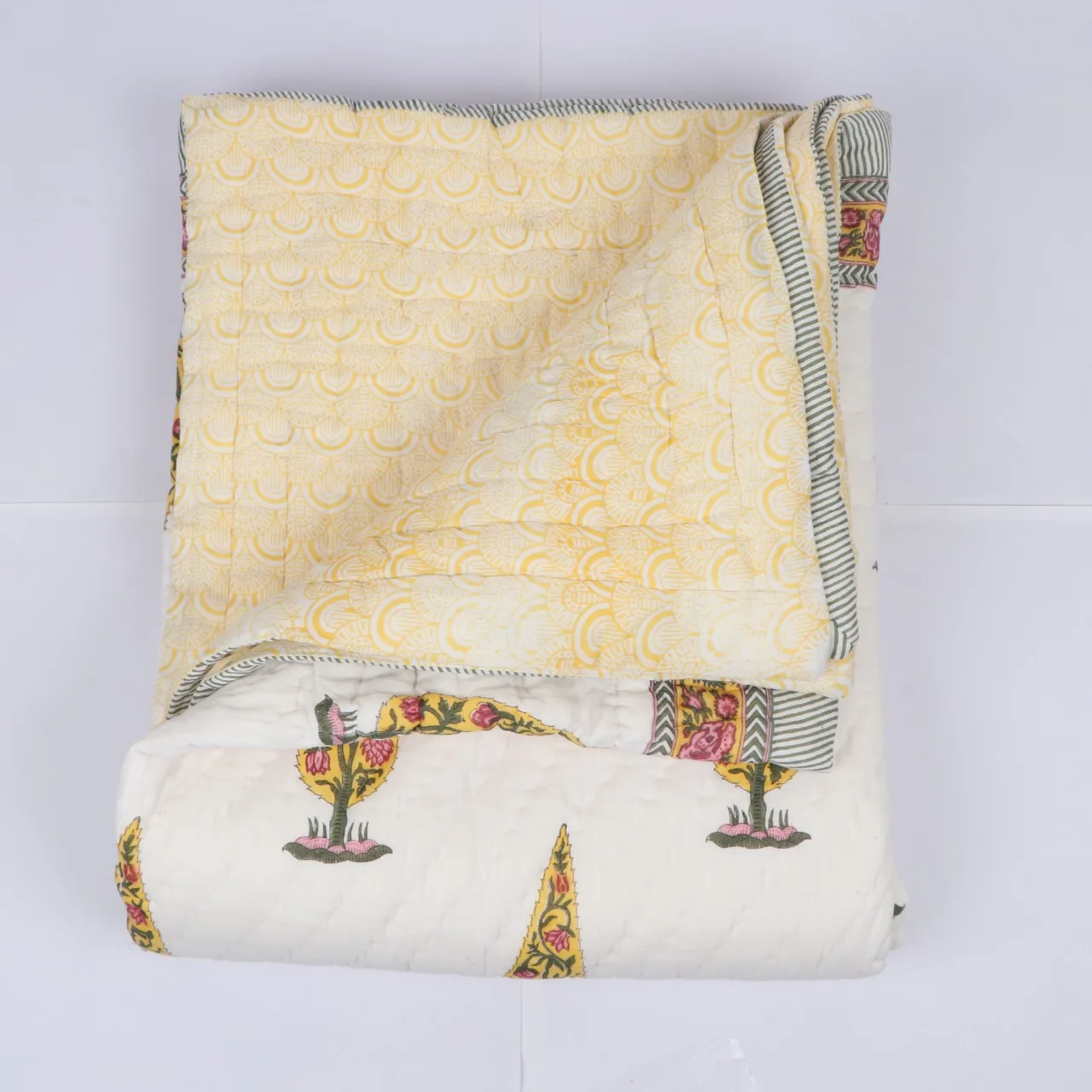 Indian Wholesale Hand Block Print Cotton Kantha Quilt Queen Size Customized Wholesale Block Floral Printed Kantha Quilts