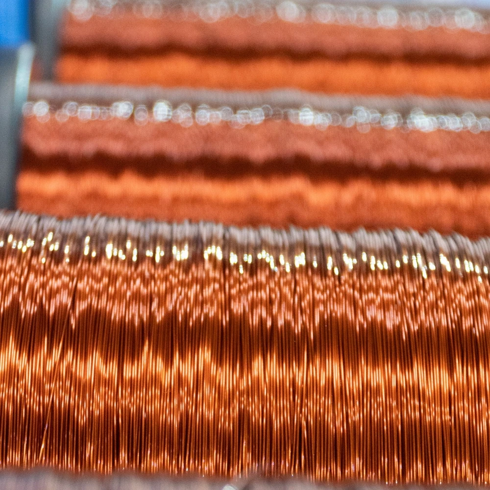 Magnet wire diameter 0.21mm - 0.25mm PEW grade 1 For Electrical industry IEC Standard bright red gold color Proper Price