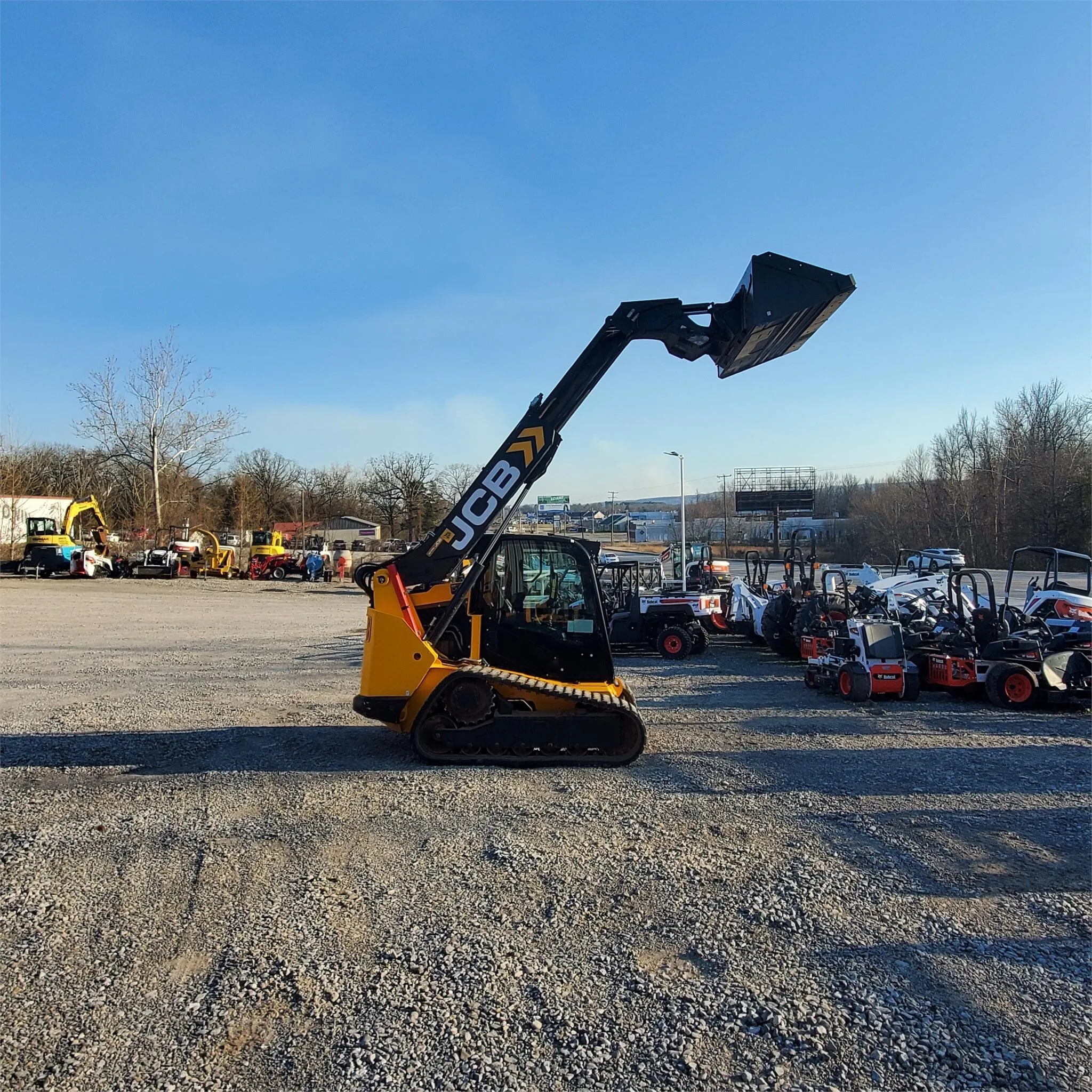 Скидка компактный гусеничный погрузчик JCB 3TS-8T с креплениями для продажи во Флориде