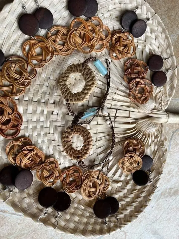 Hot New Design Jewelry Accessories Handmade Eco-friendly Vintage Bohemian Rattan Woven Earrings Made in Vietnam