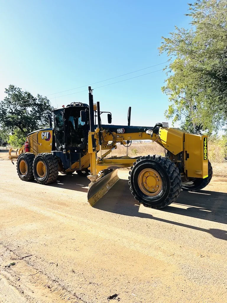BRAND New Cat 140 motor grader used Caterpillar motor grader in high quality original for Sales