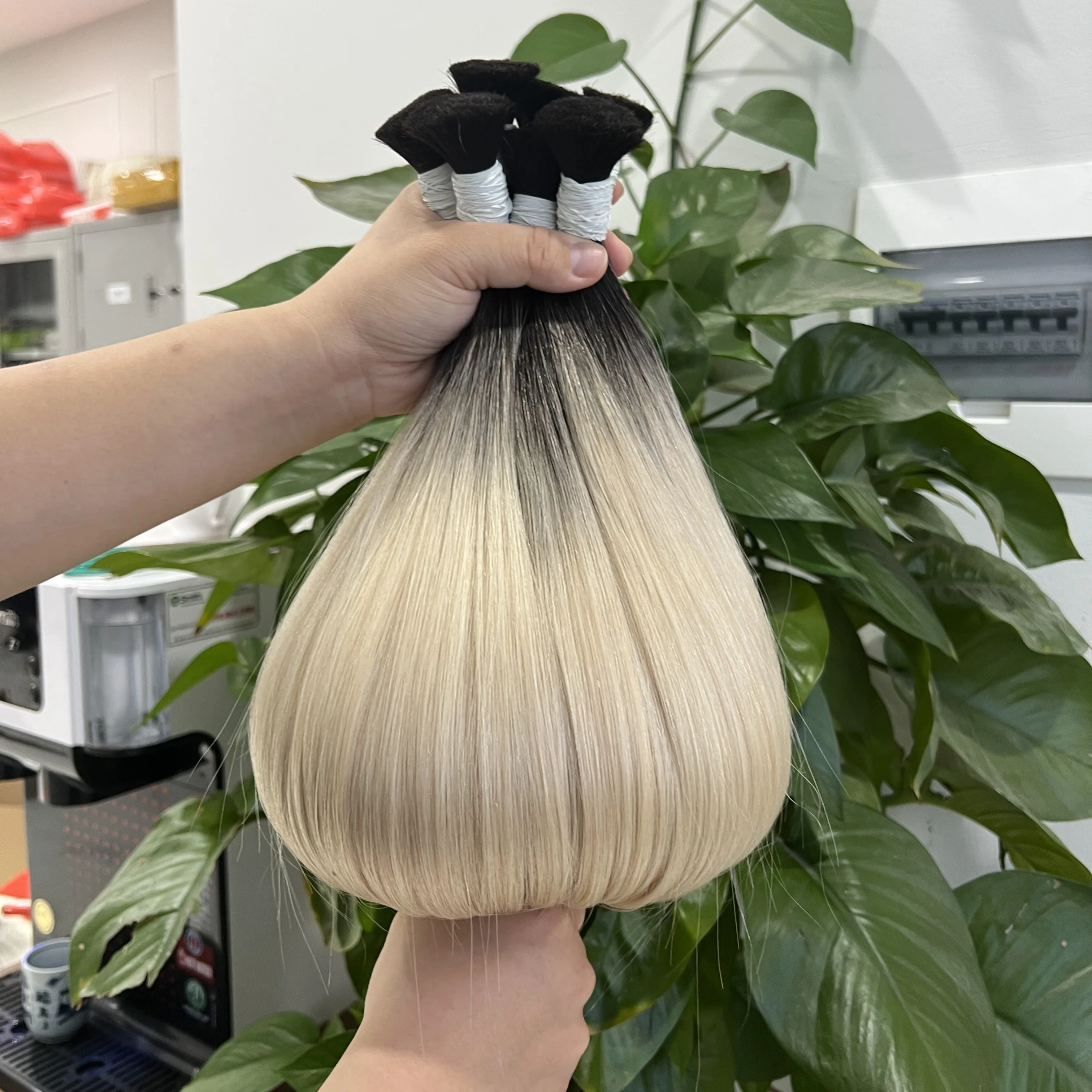 Hot Russian straight color best quality cheap price virgin remy human hair extension