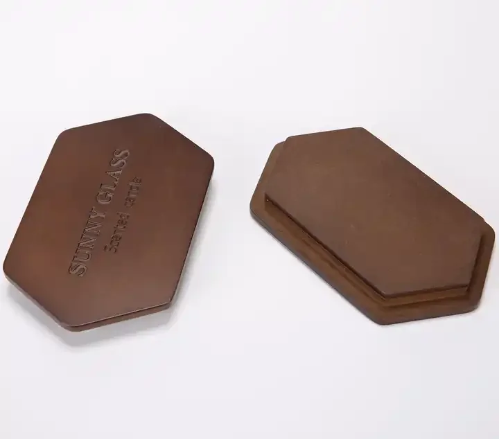 Hot Selling Custom Essential Oil Scented Jars with Smooth Sanding and Coating Wood Lid Support Engraving Logo DIY Art Style