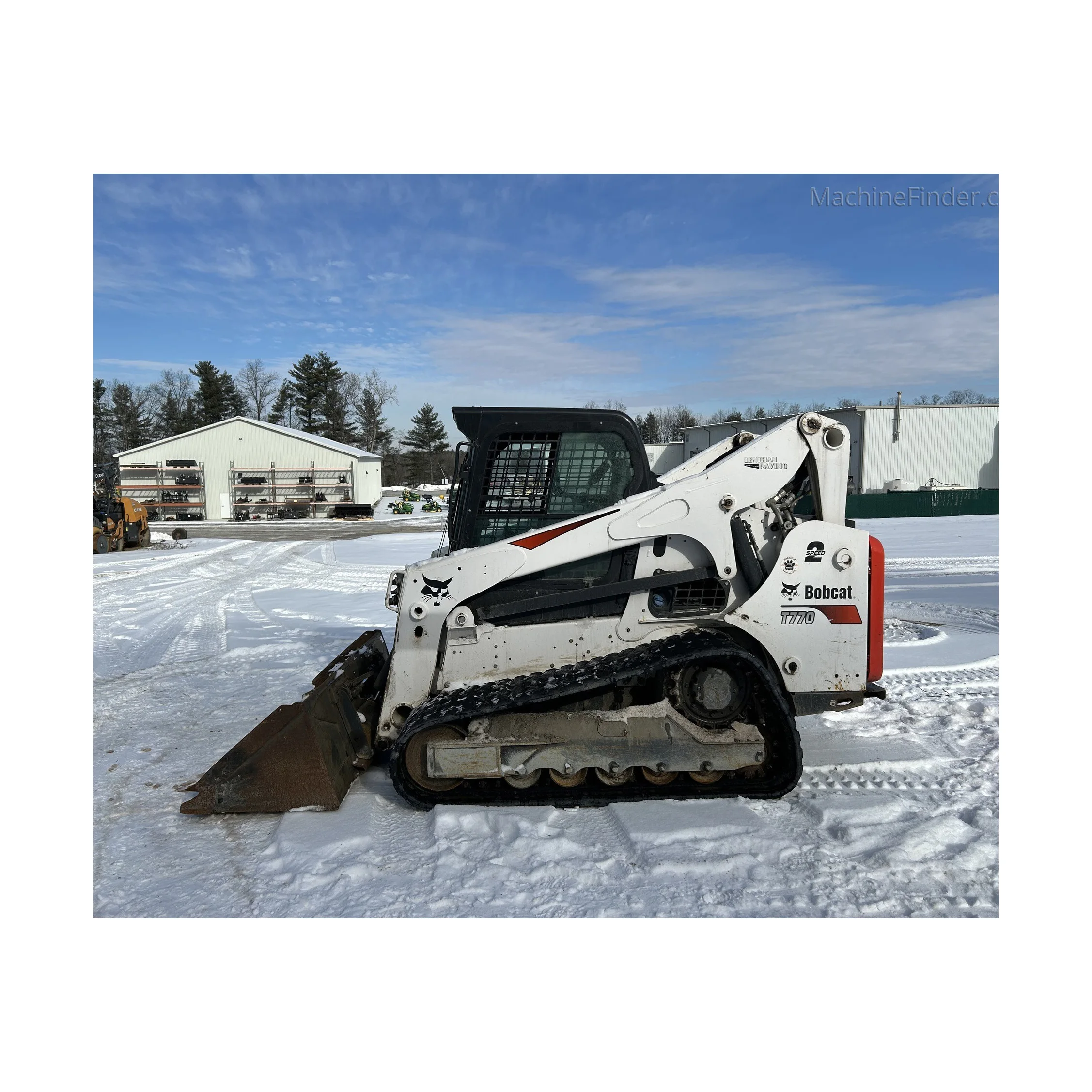 Компактный гусеничный погрузчик Bobcat T770 с 4-тонным дизельным выключателем