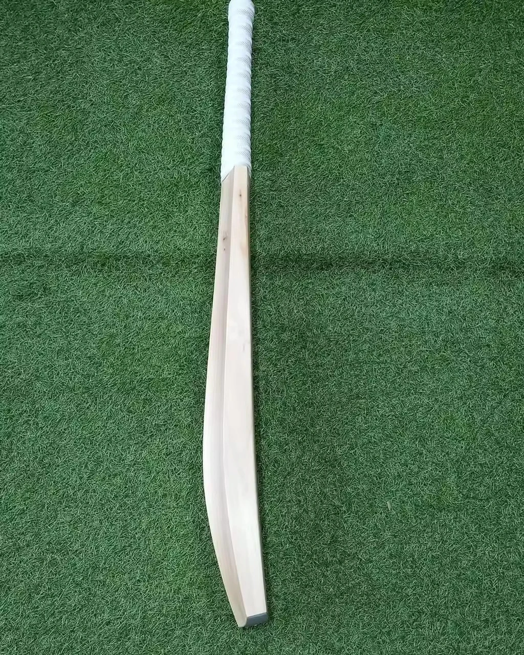 Hard Ball Cricket Bat Short Handle Grade Eco-Friendly Cricket Bats