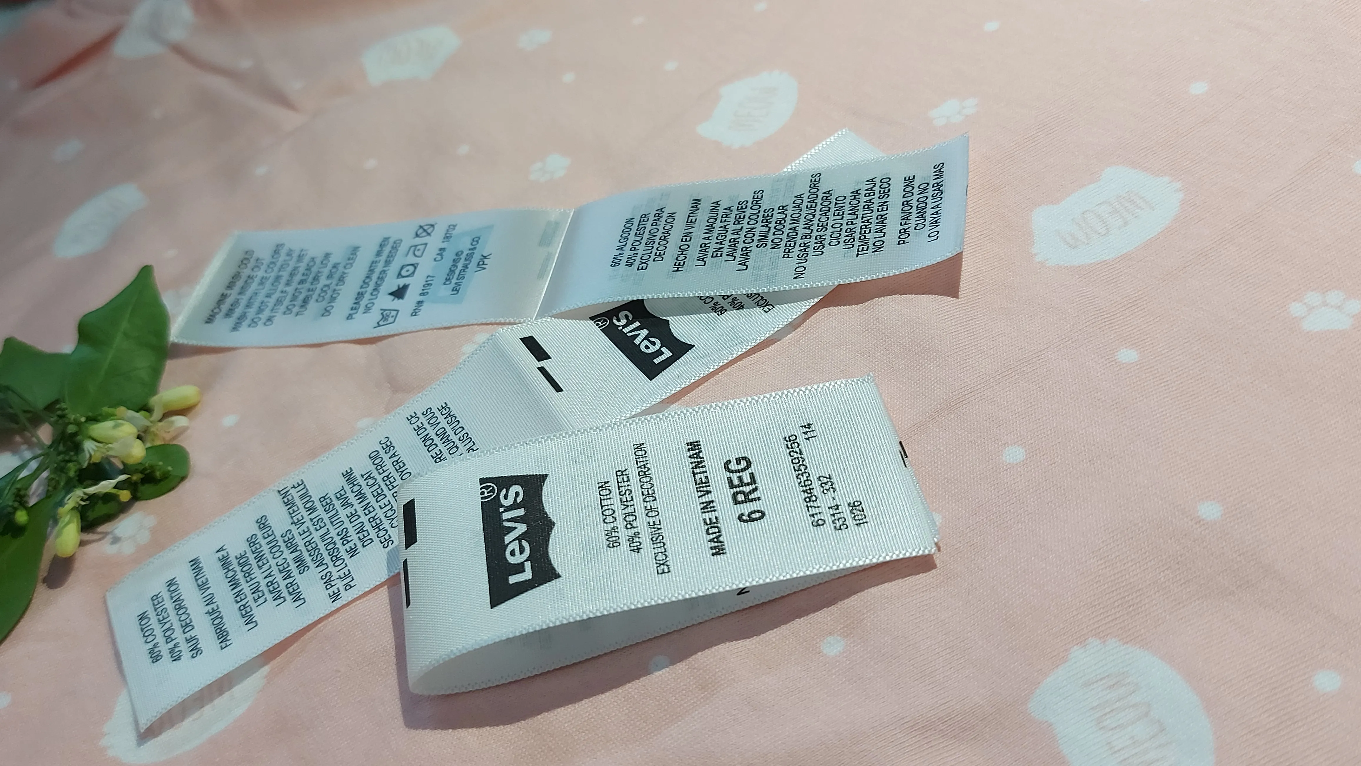 MORI Custom logo personalized Clothing Brand tags Label High quality Garment Textile Neck Luxury Woven tags For Clothing