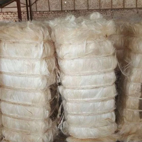 We supply natural sisal fiber in perfect quality for sisal cloth