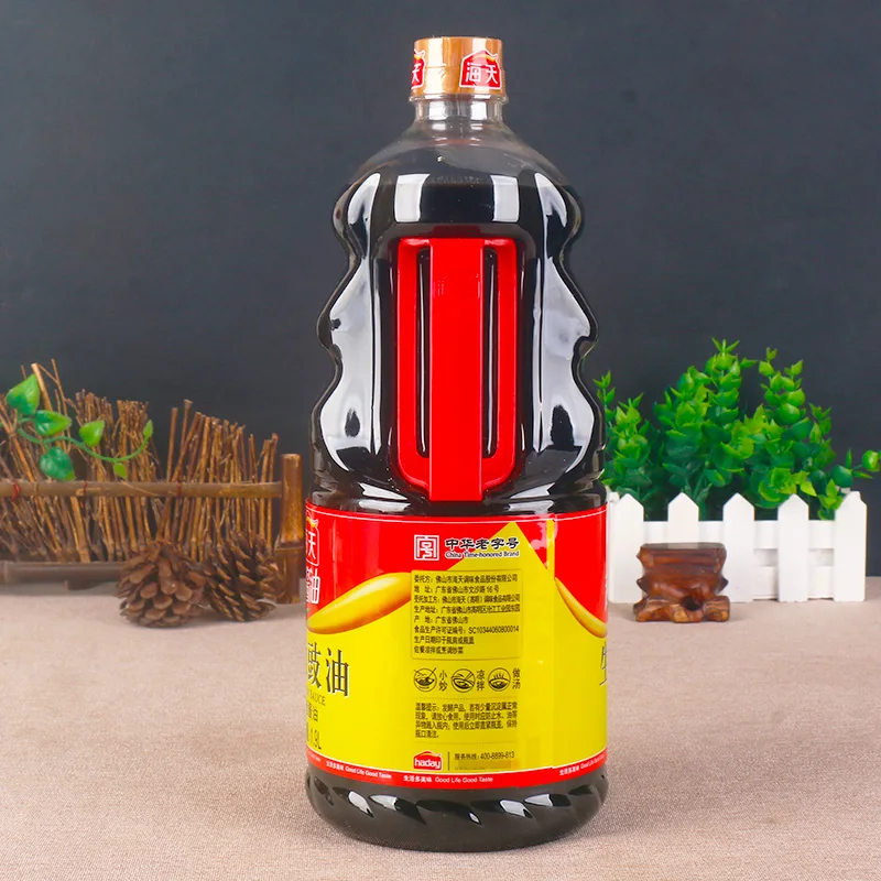 Wholesale Seasoning 1.9L Haitian Soy Sauce Chinese Style Kitchen Braised Pork Soy Sauce Seasoning