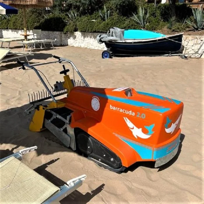 Competitive Price Beach Sand Cleaning Machine Sweeper Tractor New Used Beach Cleaner Machinery Motor Engine Beach Garbage