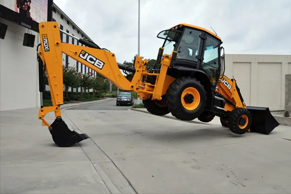 used JCB 3CX backhoe loader in lowest price with high quality