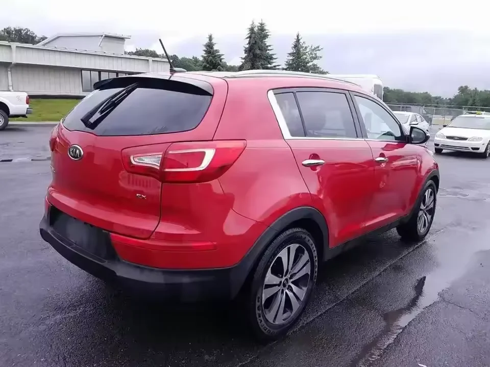 Дешевые подержанные автомобили KIA SPORTAGE 2012/подержанные
