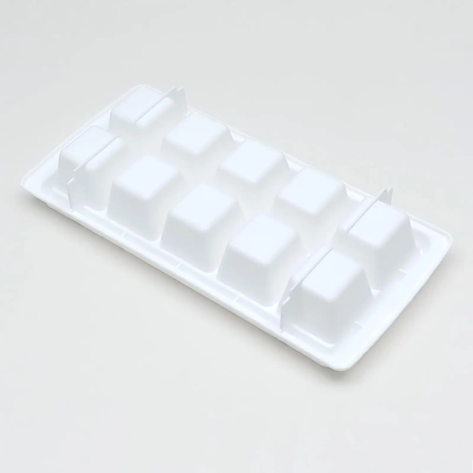 Best Tapered 10 Cavities Design Space-saving Hygienic Practical Sustainable Plastic White Color (10 Sect.) 24x11.5Cm Ice Tray
