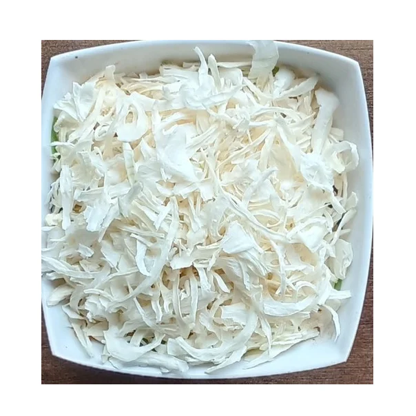 Distributors Of Dehydrated White Onion Flakes In 1 Kg Packaging With Best Price From India