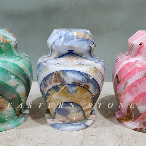 Urns Decorative Casket for Funerals and Pets for Ashes or Pet Memorialization