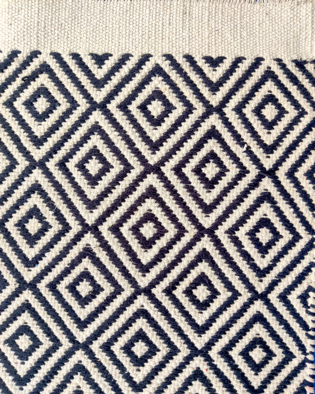 Hand woven 100% cotton boho reversible rugs and carpets for living room home entry rugs and kitchen mats wall to wall rugs