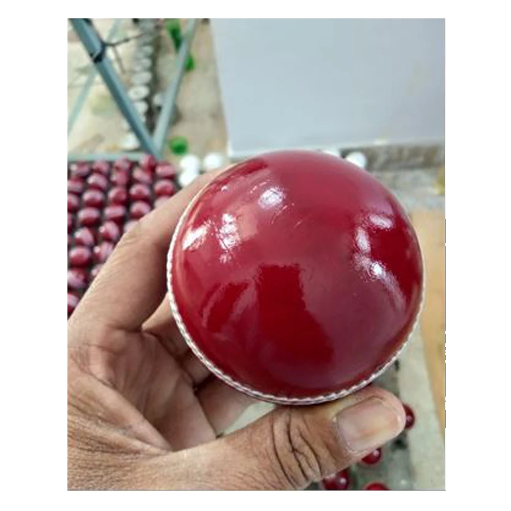 Wholesale Custom Logo Cricket Hard Ball Sports Cricket Bat Balls High Quality Sialkot Manufactures Cricket Ball