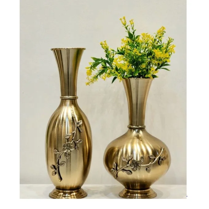 Best Selling  Red Color Ceramic Vase Flower Vases Decorative With The Sizes Of 20 x12.5 x13 CM At Direct Factory Selling Prices