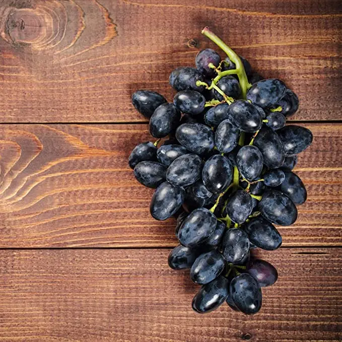 Sweet juicy green seedless grapes for sale