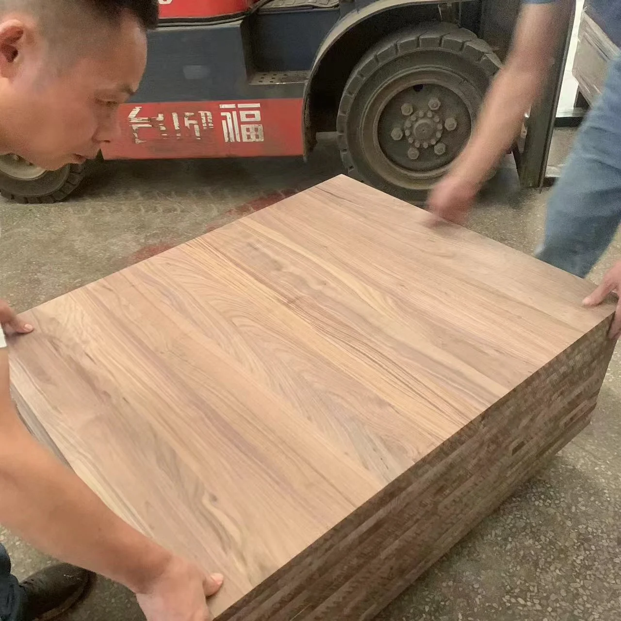 Walnut edge glued panel - Raw material without painting