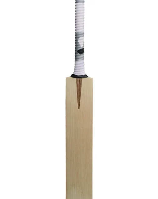 High Quality Natural Willow Wood customized English Willow Cricket Bat of Branded Srinika Sports or Customized Embossed Stickers