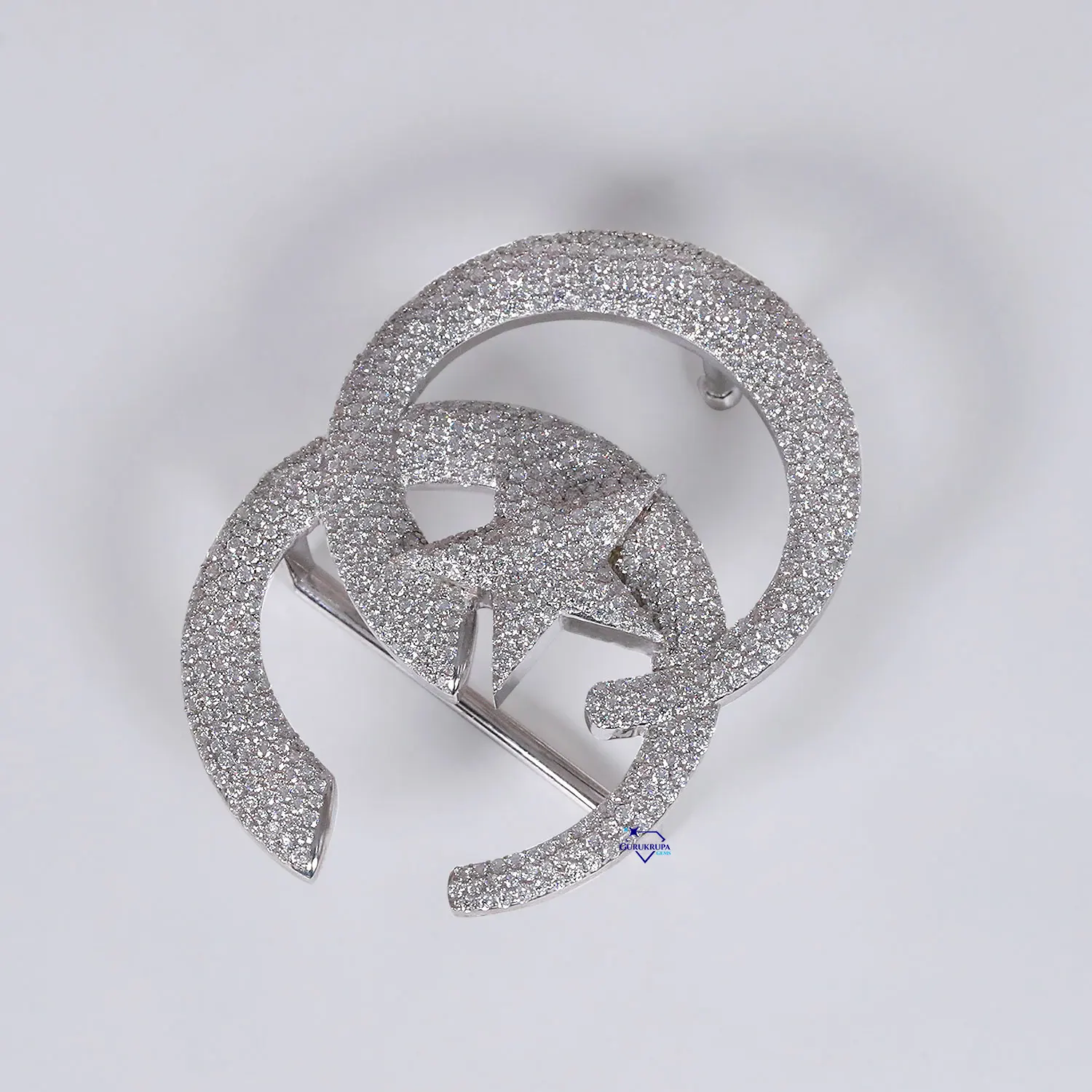 2024 latest mens fashion trending 14kt white gold belt buckle with enhanced vvs clarity moissanite diamond vintage design buckle