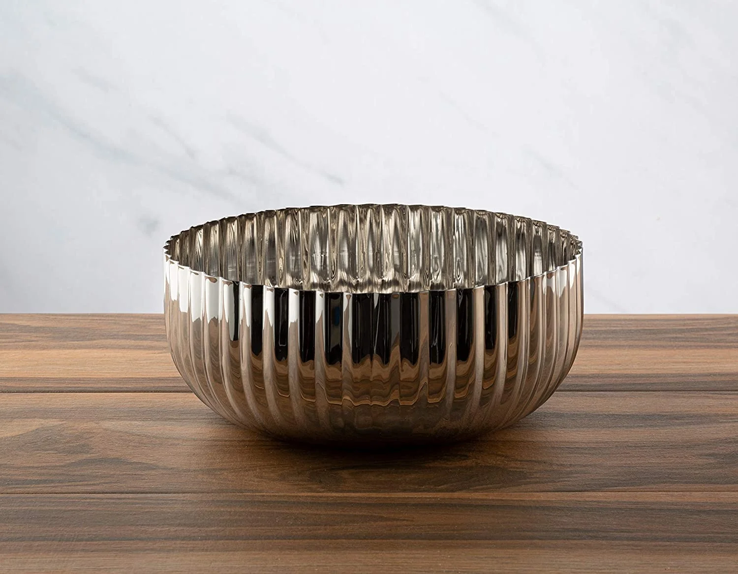 Сервировочная чаша серебристого цвета с волнистыми краями декоративная дизайнерская кухонная посуда Высококачественная из чистой нержавеющей стали для сервировки фруктов
