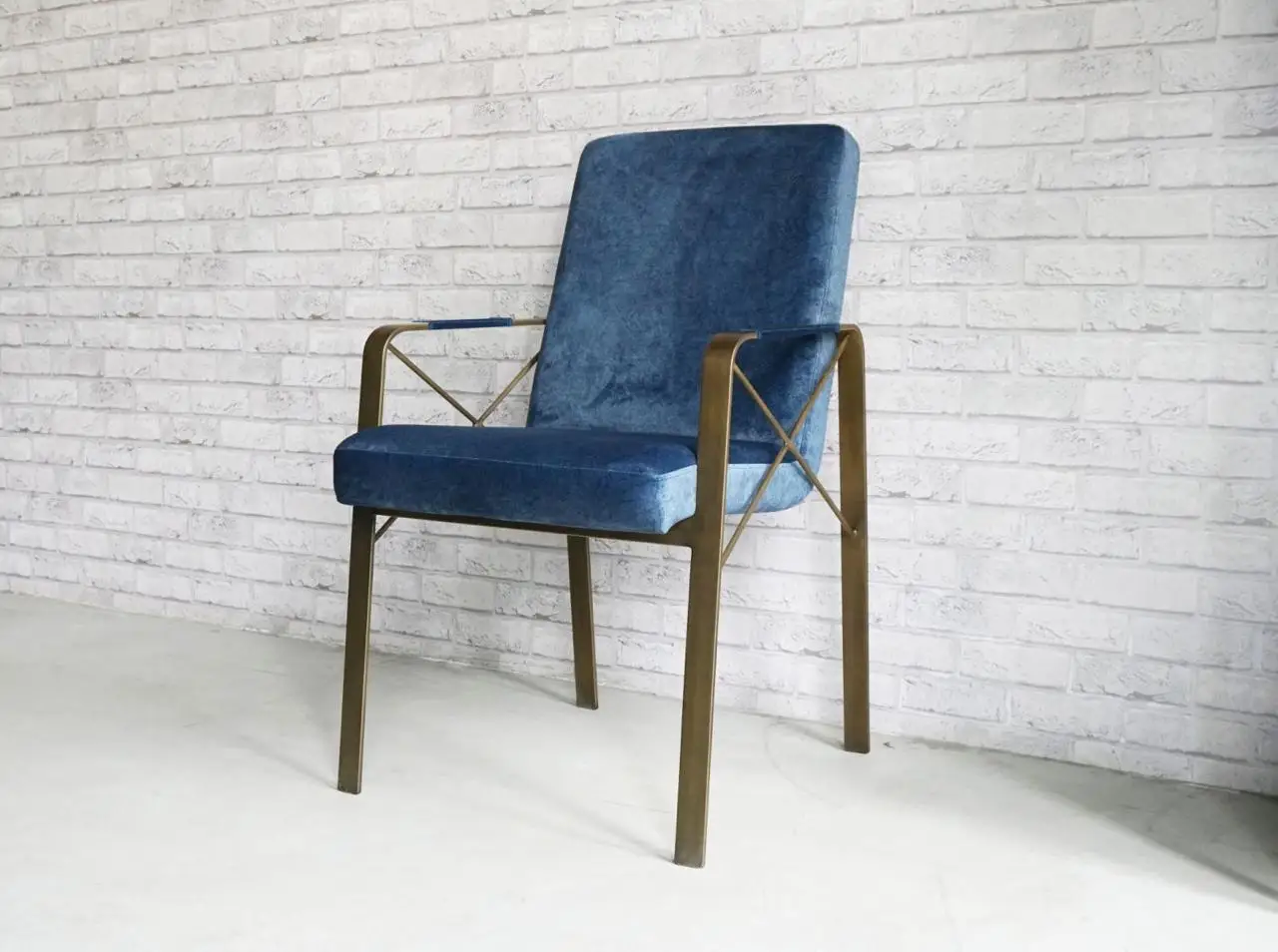NEW COLLECTION CHAIR WITH FABRIC COVER VELVET MANUFACTURE IN VIETNAM