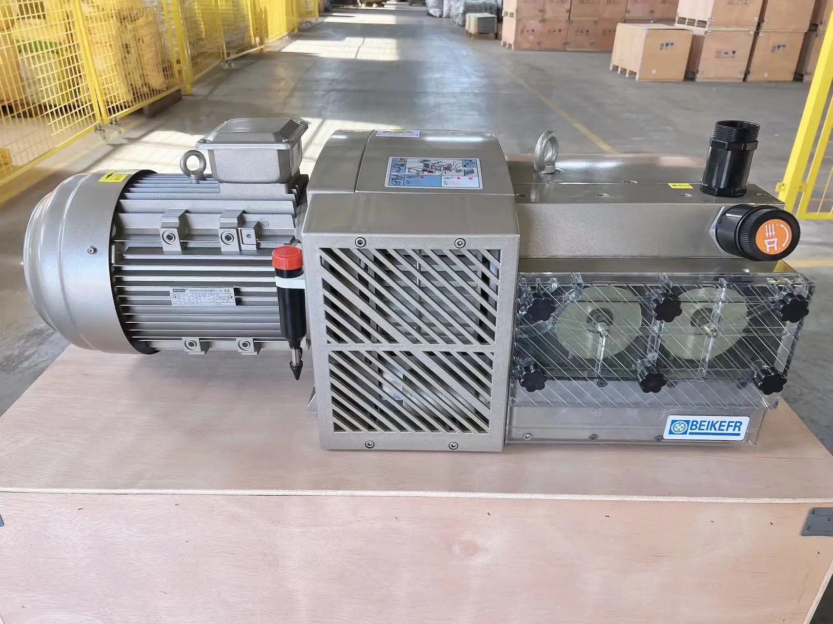 Rotary vane dry run vacuum pump air pump for printing industry and Cnc machine