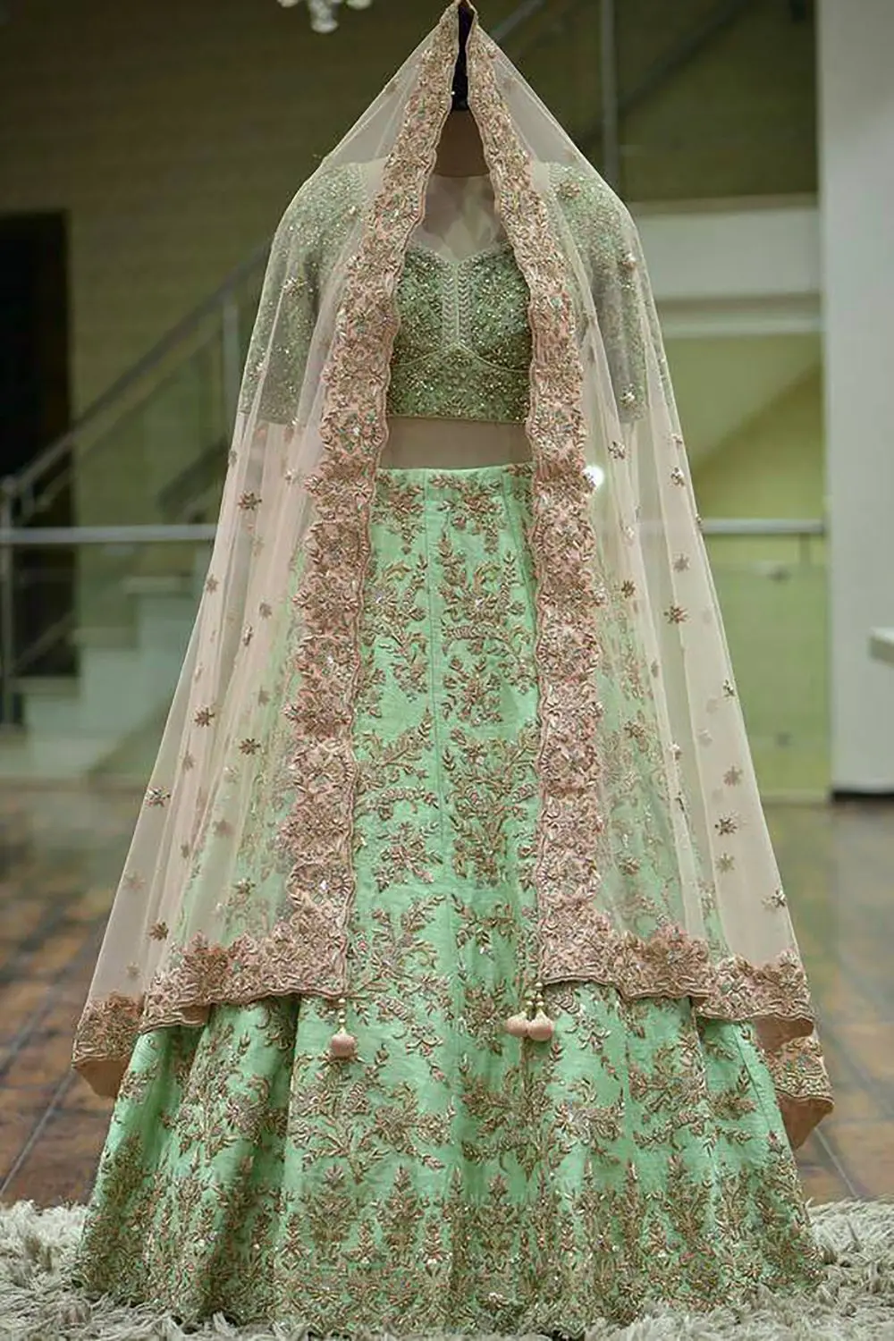 Лидер продаж дизайнерская свадебная одежда Lehnga Choli для свадебной вечеринки Lahnga Dulhan Lehenga покупка от ИНДИЙСКОГО Производителя