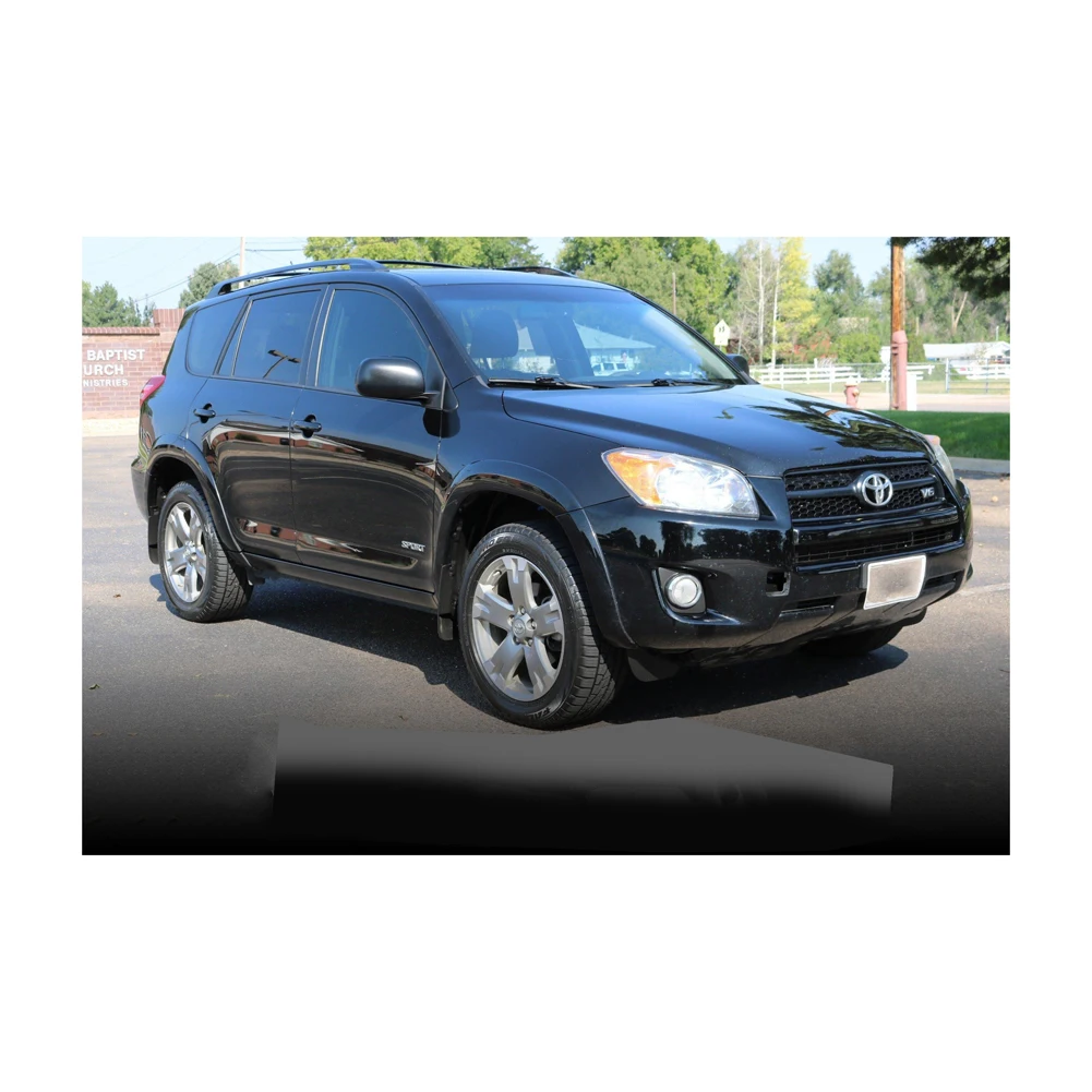 Toyota RAVV4 Hybid продается со встроенной багажной стойкой на крыше буксировкой и внедорожными функциями