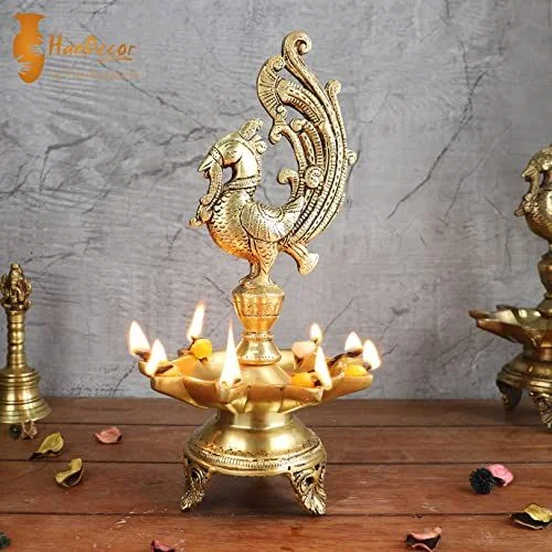 Top selling Trendy Brass Diya for Puja Oil Lamp Lotus Shape Deepak for Pooja Diwali Decoration Kuber Diya