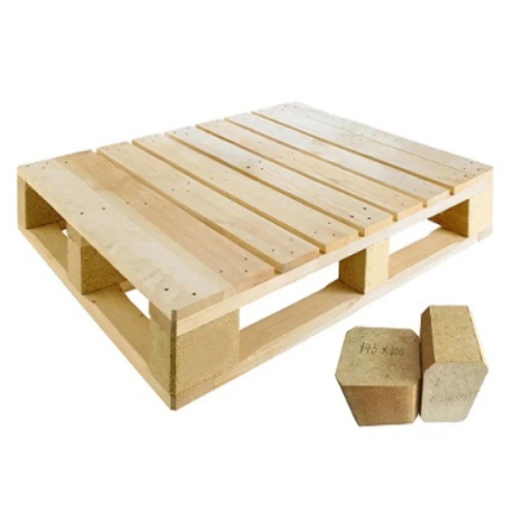 Wooden pallets Solid wood structure to limit termites and mold in many sizes to store goods in storage or pack for shipping