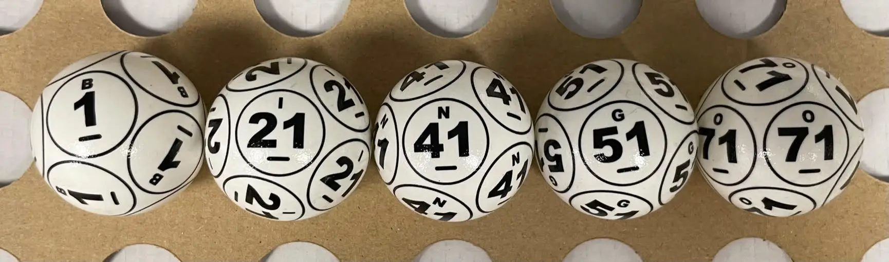 Top product Bingo ball sets from 1 to 75 colors  bingo ball decorations traditional for Bingo equipment