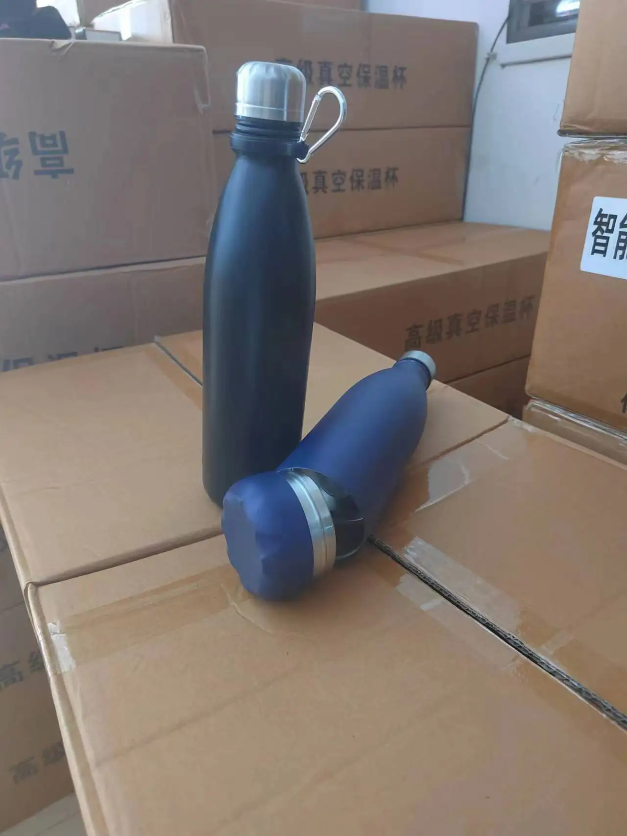 750ml Storage Coca -bottle Demolition Outdoor Sports Aquarius Stainless Steel Insulation Cup